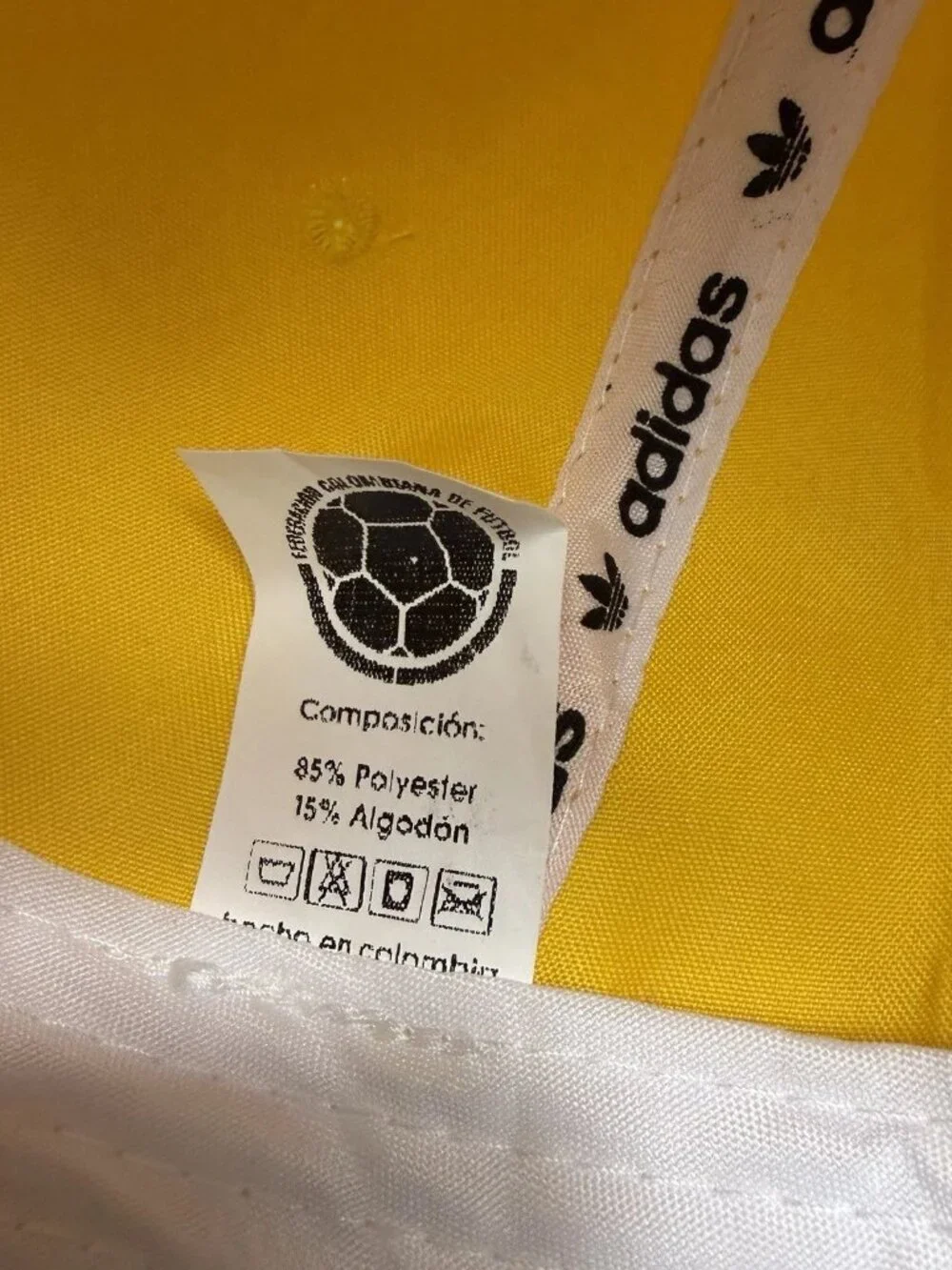 NWT Adidas La Tricolor Colombia Soccer Freddy Rincon Yellow Snap Back Hat Cap